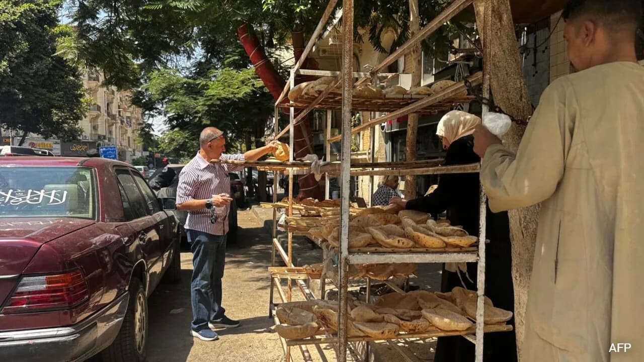 Egyptians Are Budgeting For Bread As Prices Soar 10 Times After Food Aid Cuts