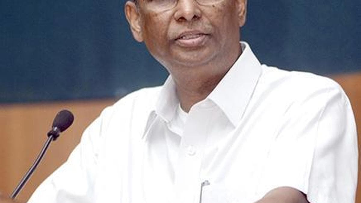 Complainant in ED case has relations with Congress, but is a BJP voter: Jarkiholi